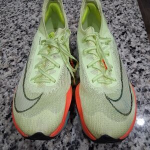 Nike Women's Athletic Shoes - Lime Green and Bright Orange